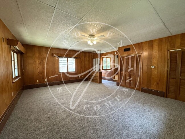 Building Photo - Charming 3-Bed, 2-Bath Gem on Loxley Road ...