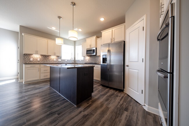 Building Photo - 15742 Everglade Ave