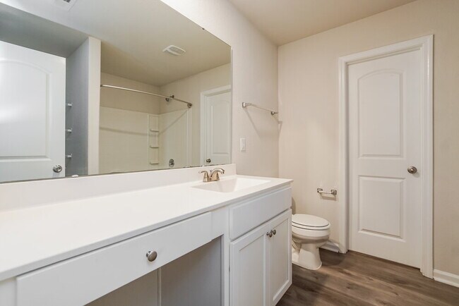 Building Photo - 324 Rustling Way