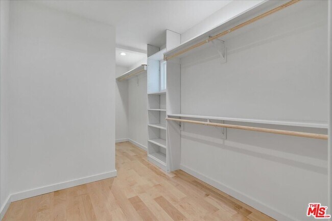 Building Photo - 4862 Adele Ct