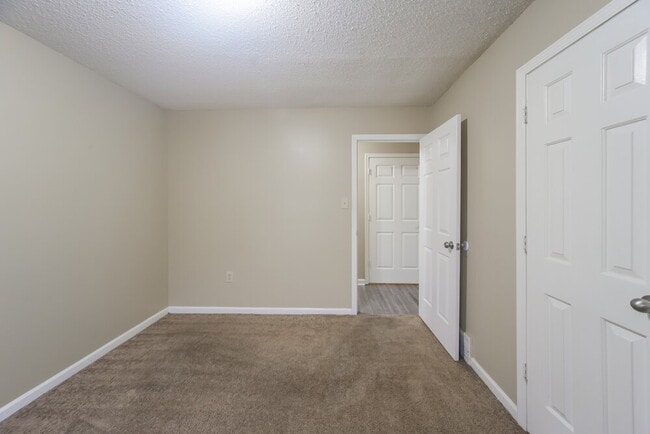 Building Photo - 4483 Green Creek