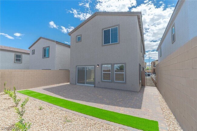Building Photo - 9934 Carlon Hls Ave