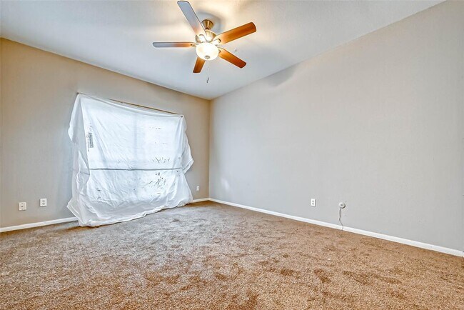 Building Photo - 9009 Richmond Ave.