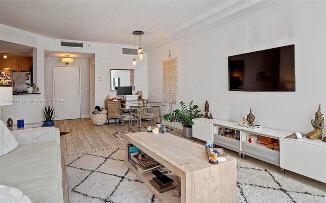 Building Photo - 1 Century Ln