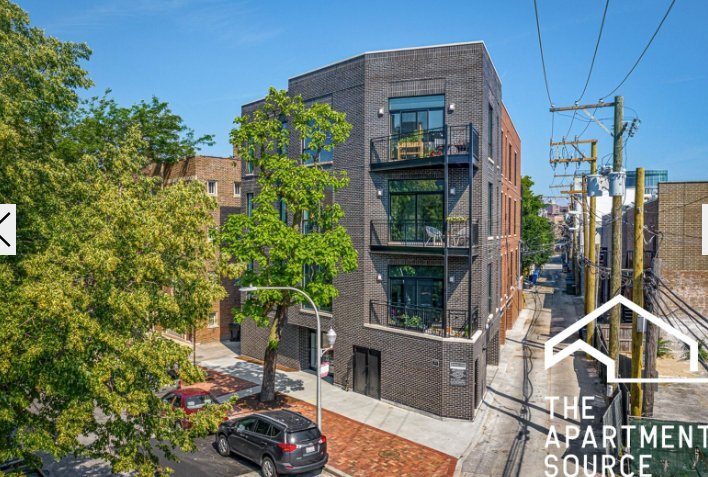 Building Photo - 1052 W Cornelia Ave