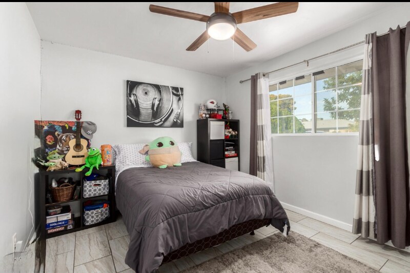 Building Photo - 7320 N 17th Ave