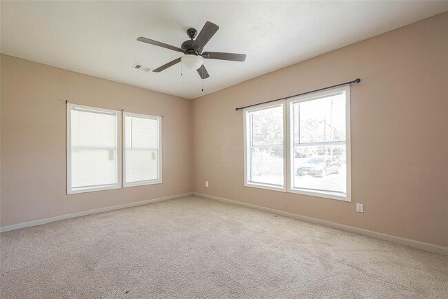 Building Photo - 138 N Mattson St