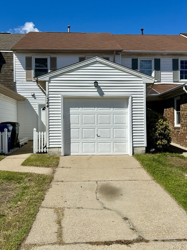 Primary Photo - 1344 Hafford Rd