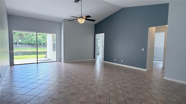 Building Photo - 2020 Andromeda Ln