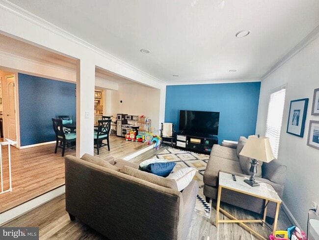 Building Photo - 12010 Glen Alden Rd