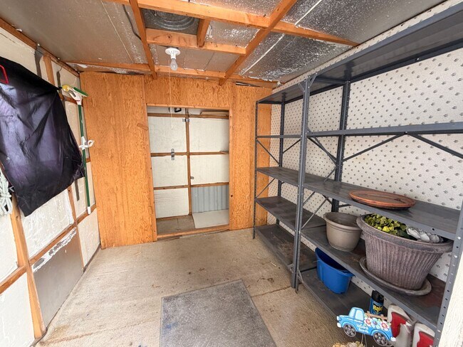 Building Photo - Charming 55+ Park Model in Caliente Casa De Sol