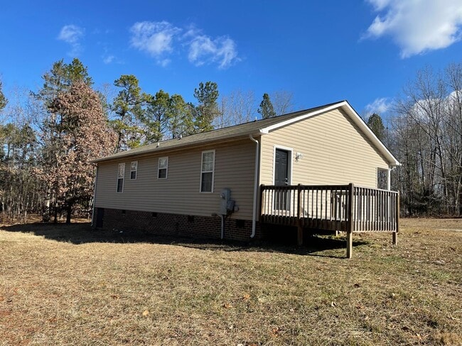 Building Photo - 3 BED, 2 BATH HOME IN SOUTHWEST SCHOOL DIS...