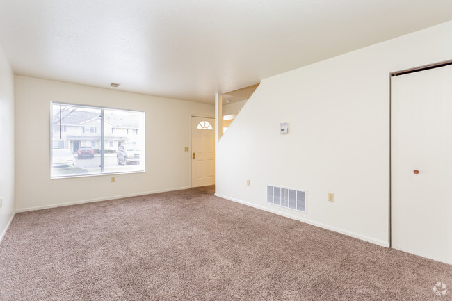 2 BR, 1.5 BA - 1020 SF - Emerald Pointe