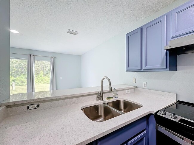 Building Photo - 249 Royal Palm Dr