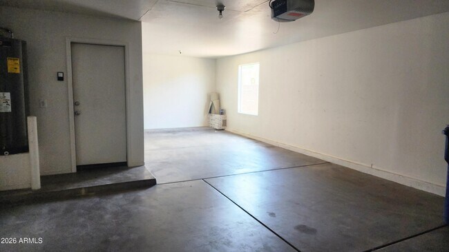 Building Photo - 11229 W Chase Dr