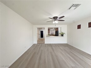 Building Photo - 6952 Graceful Cloud Ave