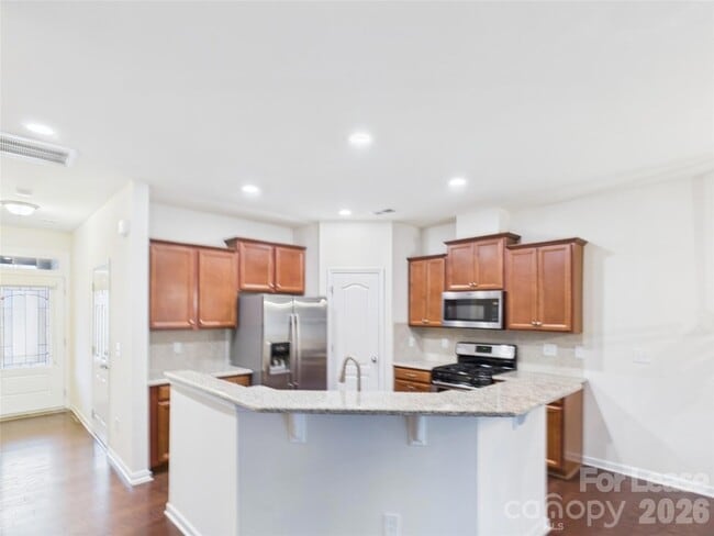 Building Photo - 6005 Sweetbay Ln