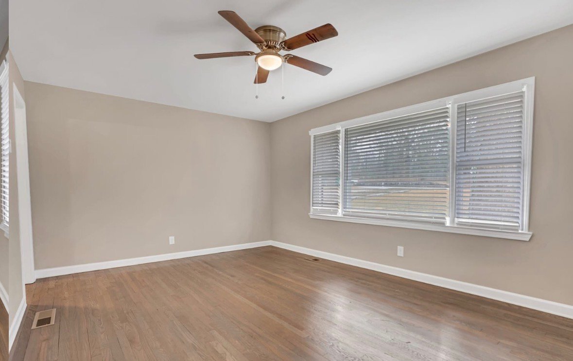 Building Photo - 4803 Glenwood Rd