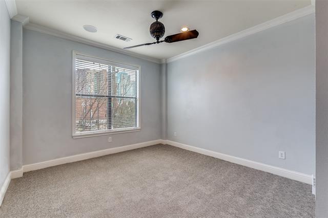 Building Photo - 3835 Cole Ave