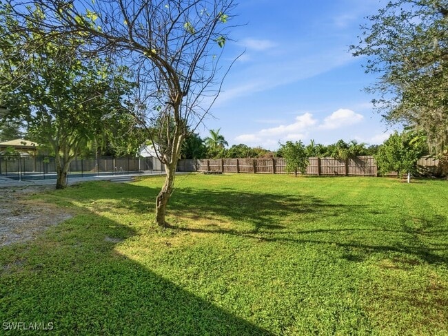 Building Photo - 4920 Shady River Ln