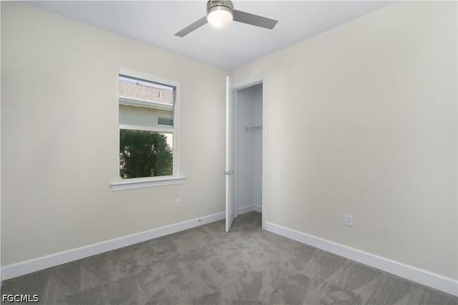 Building Photo - 42186 Edgewater Dr
