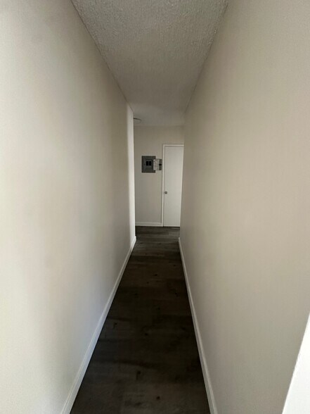 Building Photo - 8024 Owensmouth Ave