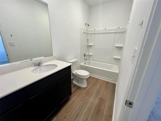 Building Photo - 2400 Fullmoon Dr