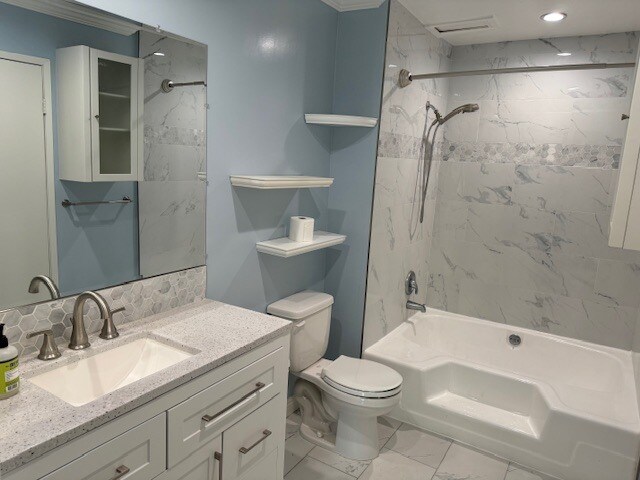 Building Photo - 6828 Ponce Ave