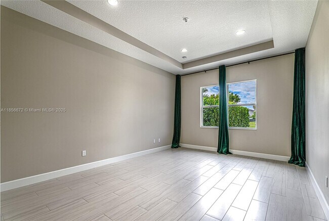 Building Photo - 15431 Goldfinch Cir
