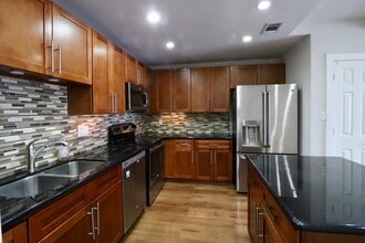 Building Photo - 5929 Queensloch Dr
