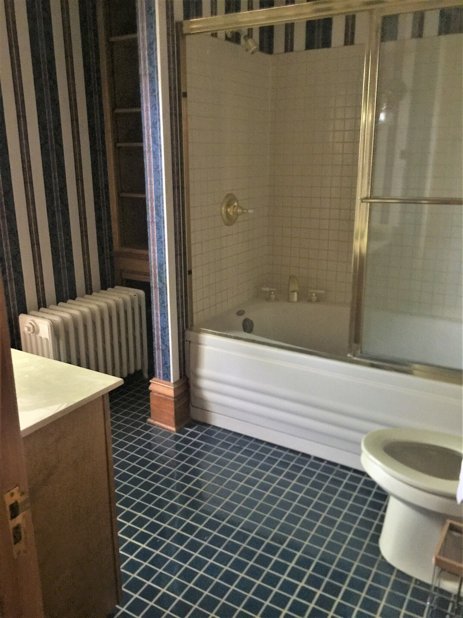 Washroom, Second Floor - 204 Crawford Ave