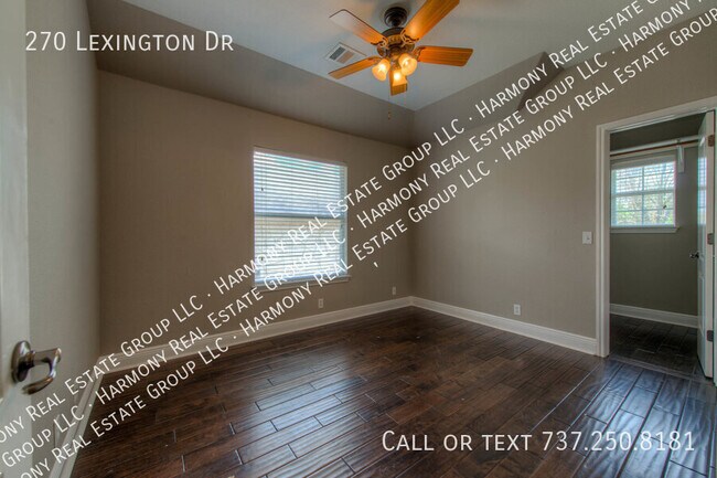 Building Photo - 270 Lexington Dr