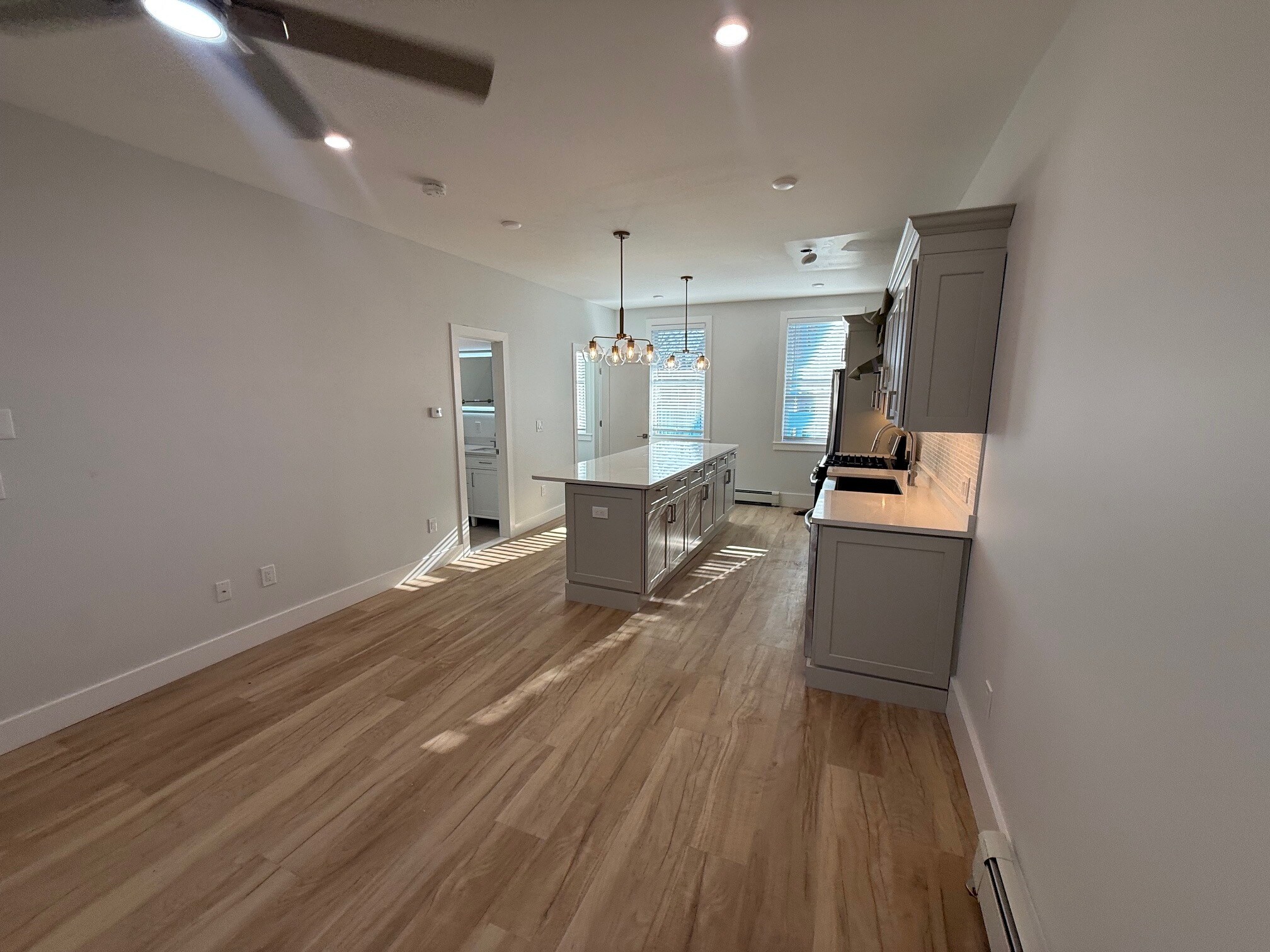 Building Photo - 53 W Eagle St