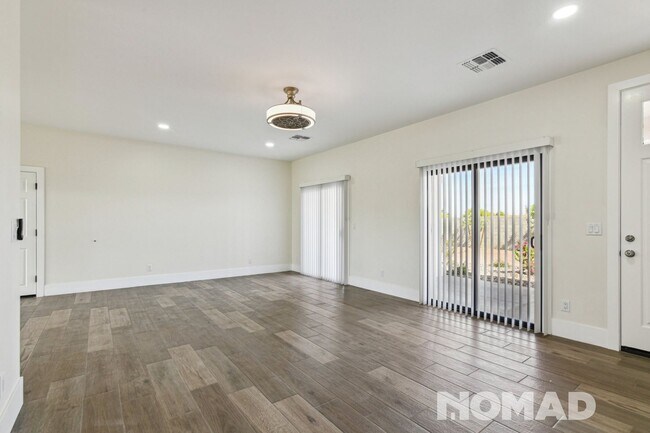 Building Photo - Brand New Charming 3BR House in Gilbert