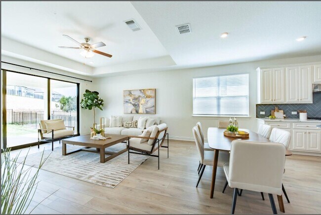 Building Photo - 1040 Villa Rialto View