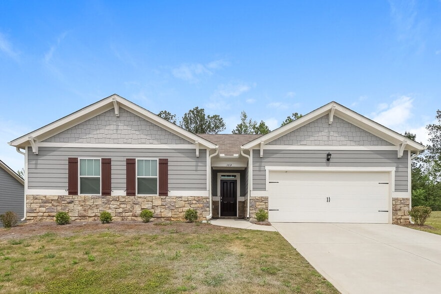 Primary Photo - 384 Huntleigh Shores Ln