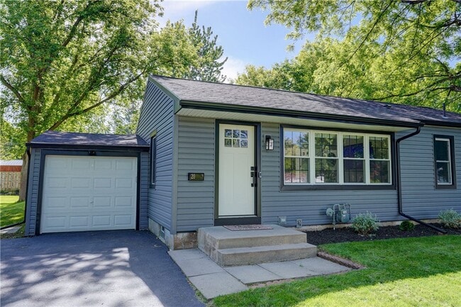 Primary Photo - 20 Meadow View Dr