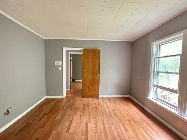 Building Photo - 213 Fletcher Ave