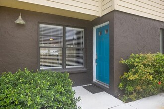 Building Photo - 960 Highland St