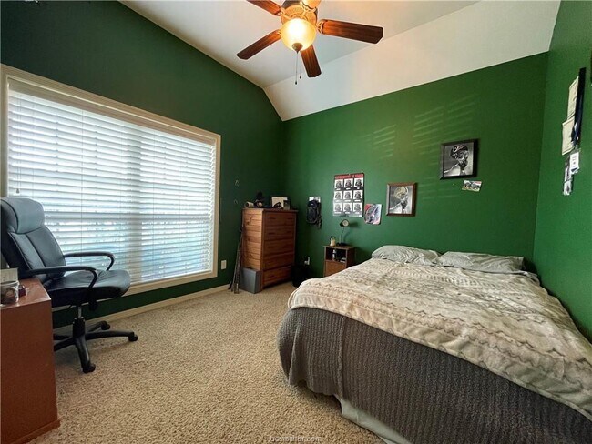 Building Photo - 4281 Rock Bend Dr