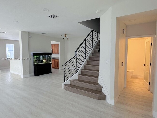 Building Photo - 11400 NW 75th Terrace