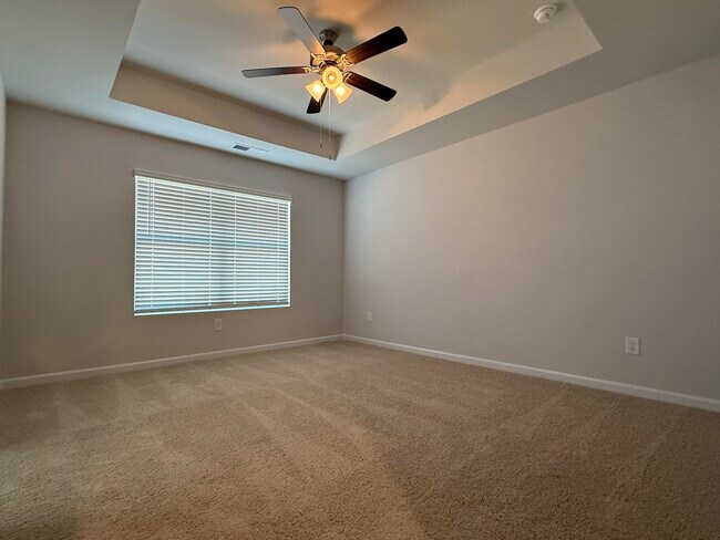 Building Photo - 935 Raghorn Rd