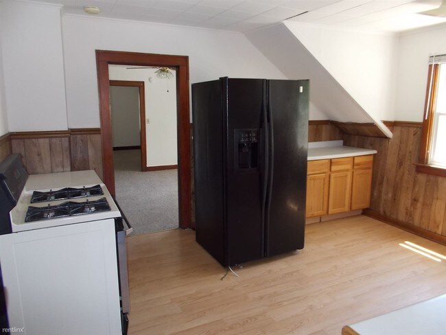 Building Photo - 3446 Phillips Ave