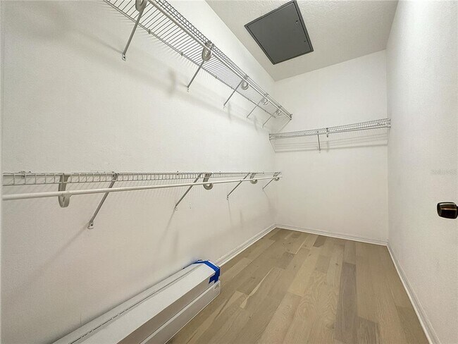 Building Photo - 11564 Mizzon Dr