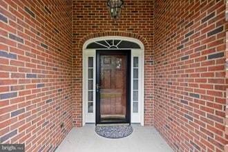 Building Photo - 188 Brittany Ln