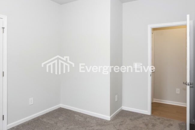 Building Photo - 16670 Maggie Ct