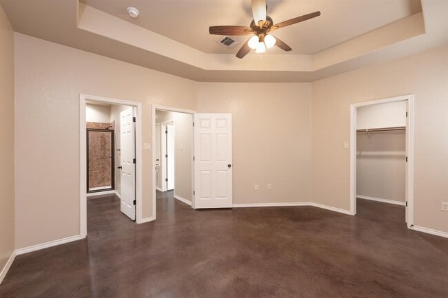 Building Photo - 455 Jack Rabbit Ln