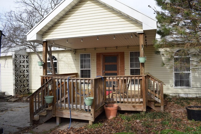 Building Photo - 6271 W Cedar Meadows Ln