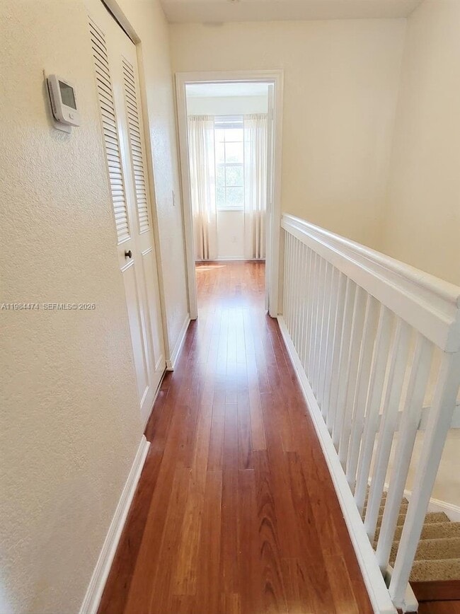 Building Photo - 721 SW 148th Ave