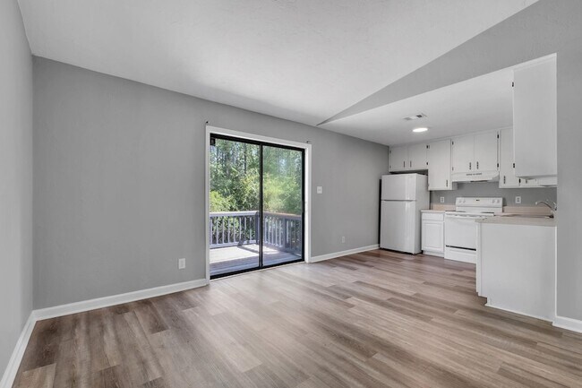 Building Photo - 27 Sierra Rd